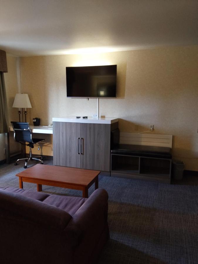 Lavissh Inn And Suites Bellingham Zewnętrze zdjęcie