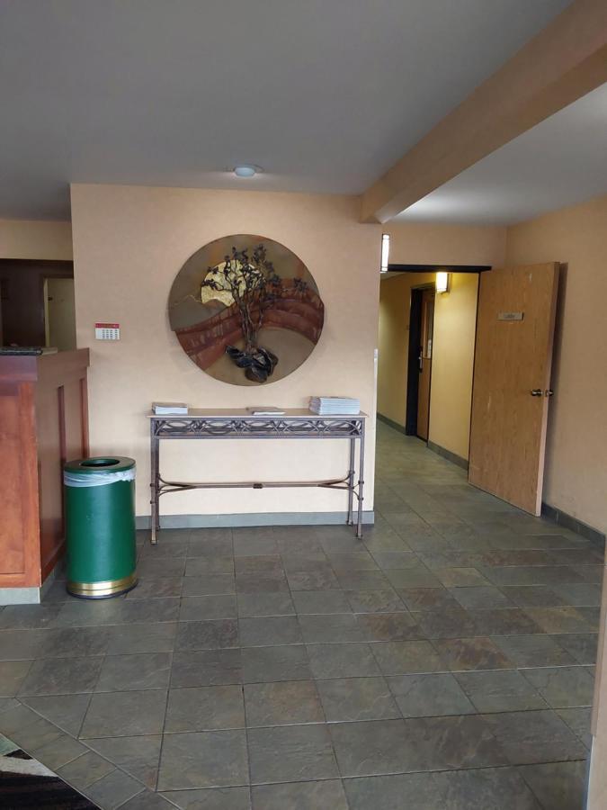 Lavissh Inn And Suites Bellingham Zewnętrze zdjęcie